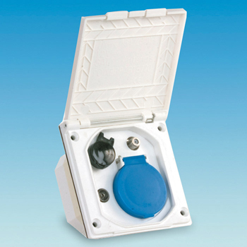 Caravan satellite 12v and - tv,