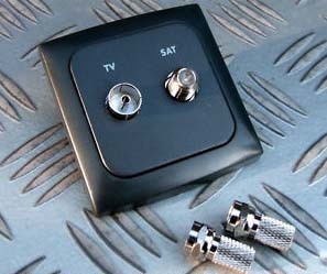 Satellite socket - &, +